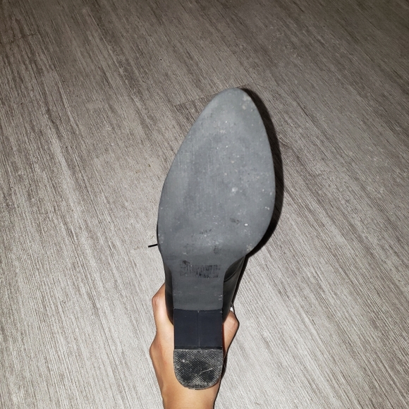 Black Pointed Toe High Heel Leather Ankle Booties sz 8 - Picture 6 of 7